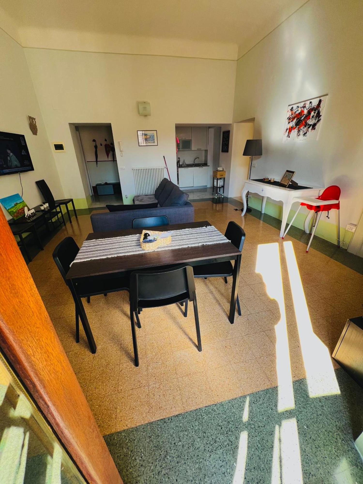 Regina D'Aragona Casa Vacanze سولمونا المظهر الخارجي الصورة